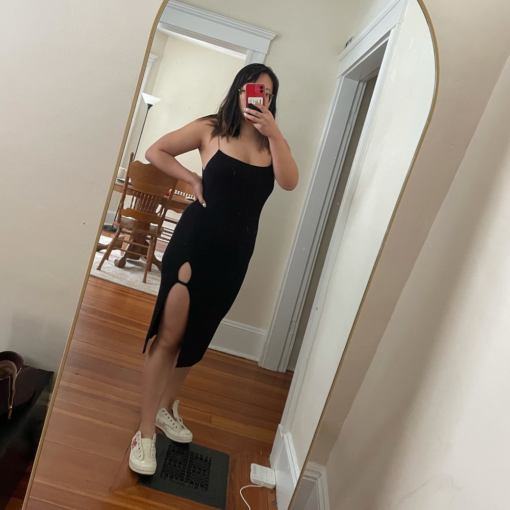 Joah Brown Strappy Slit Dress
Black Rib / S/M